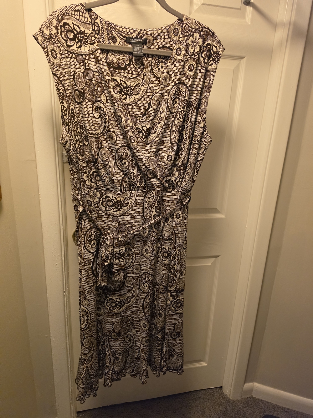 Glamour Black & White Paisley Midi Dress